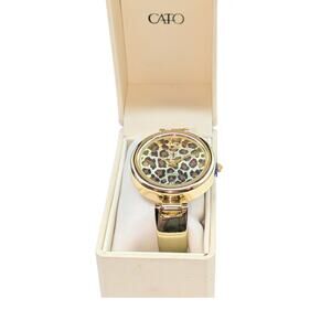 Cato Leopard NWT Hinged Gold Tone Bangle Bracelet Watch